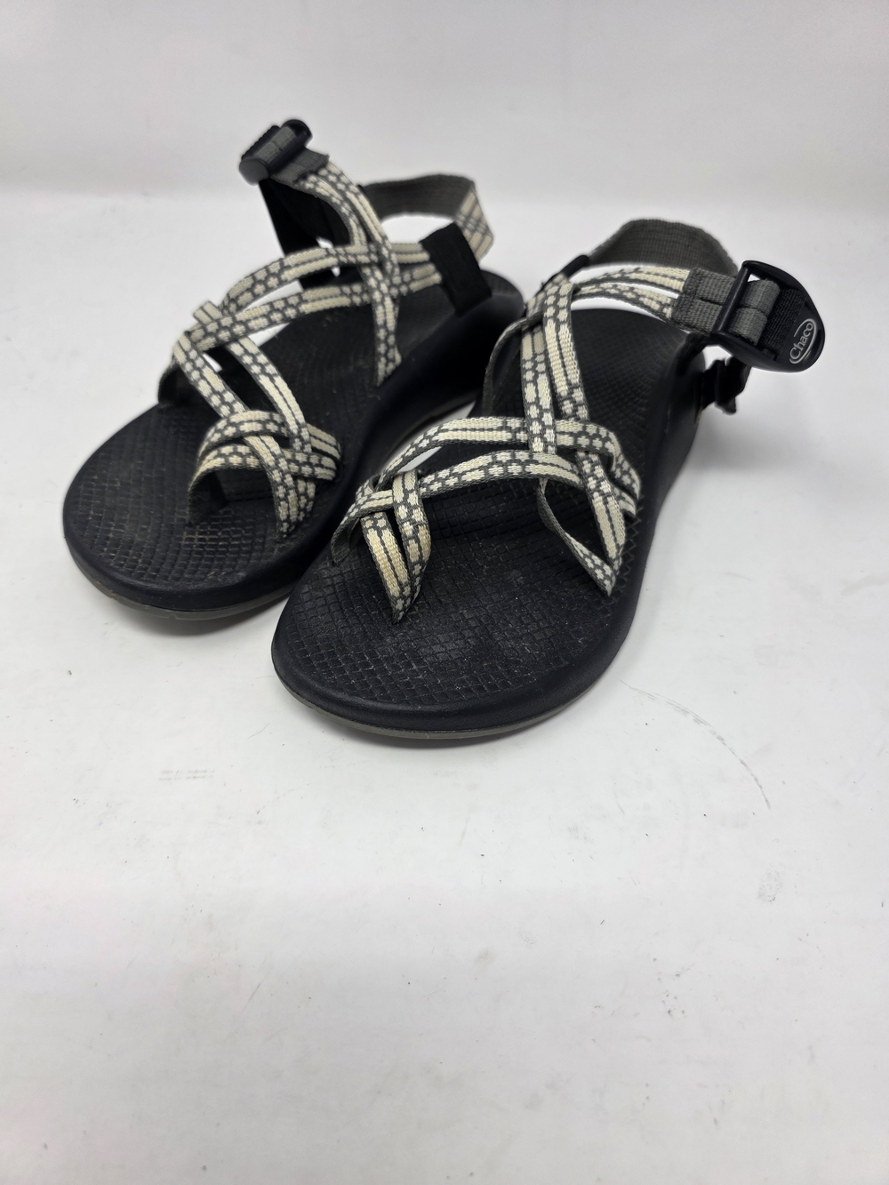 Chaco ZX2 Classic Sandals Women Size 8 Toe Loop Double Strap Vibram Outsole